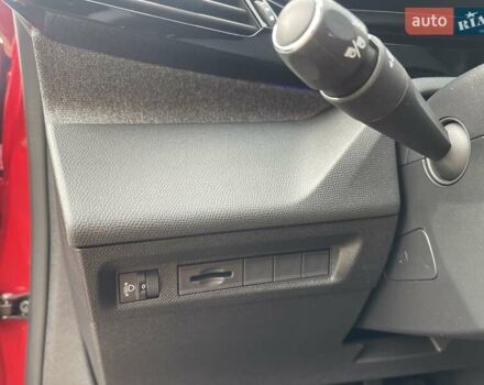 Красный Пежо 408, объемом двигателя 1.6 л и пробегом 35 тыс. км за 27500 $, фото 23 на Automoto.ua