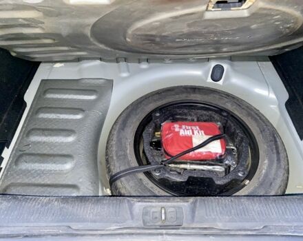 Серый Пежо 408, объемом двигателя 2 л и пробегом 127 тыс. км за 5200 $, фото 7 на Automoto.ua