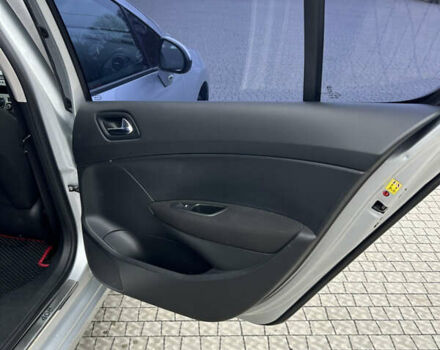 Серый Пежо 408, объемом двигателя 1.56 л и пробегом 240 тыс. км за 6900 $, фото 33 на Automoto.ua