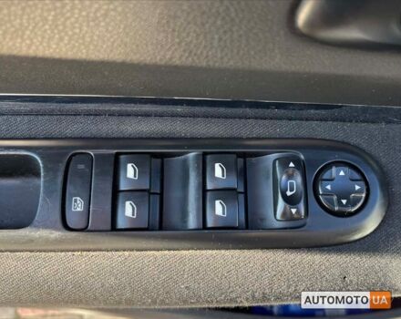 Білий Пежо 5008, об'ємом двигуна 1.6 л та пробігом 203 тис. км за 10700 $, фото 8 на Automoto.ua