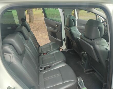 Білий Пежо 5008, об'ємом двигуна 1.6 л та пробігом 200 тис. км за 8500 $, фото 8 на Automoto.ua