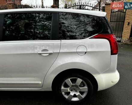 Белый Пежо 5008, объемом двигателя 1.6 л и пробегом 272 тыс. км за 8490 $, фото 10 на Automoto.ua