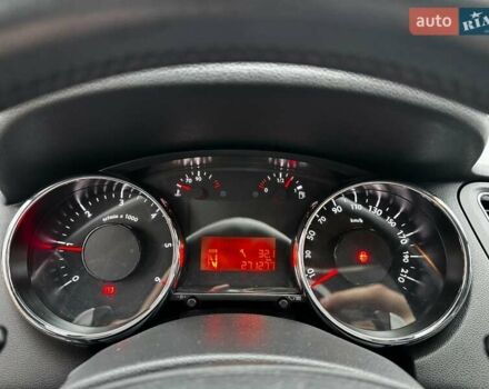 Белый Пежо 5008, объемом двигателя 1.6 л и пробегом 272 тыс. км за 8490 $, фото 12 на Automoto.ua