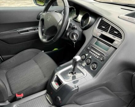 Білий Пежо 5008, об'ємом двигуна 1.6 л та пробігом 270 тис. км за 7900 $, фото 19 на Automoto.ua