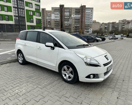 Белый Пежо 5008, объемом двигателя 1.6 л и пробегом 248 тыс. км за 5700 $, фото 8 на Automoto.ua
