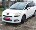 Білий Пежо 5008, об'ємом двигуна 0 л та пробігом 241 тис. км за 10600 $, фото 1 на Automoto.ua