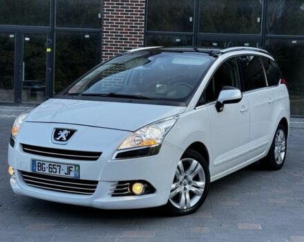 Белый Пежо 5008, объемом двигателя 1.6 л и пробегом 205 тыс. км за 9000 $, фото 1 на Automoto.ua