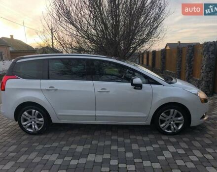 Білий Пежо 5008, об'ємом двигуна 1.6 л та пробігом 212 тис. км за 7779 $, фото 4 на Automoto.ua