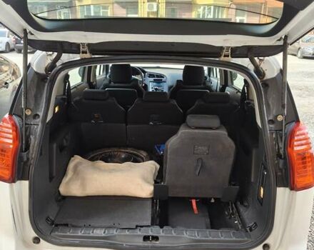 Білий Пежо 5008, об'ємом двигуна 1.6 л та пробігом 248 тис. км за 4500 $, фото 9 на Automoto.ua