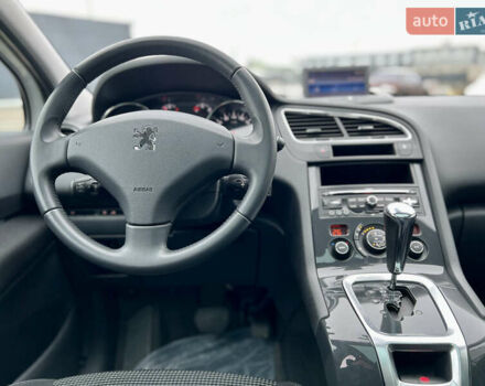 Белый Пежо 5008, объемом двигателя 2 л и пробегом 264 тыс. км за 9850 $, фото 94 на Automoto.ua
