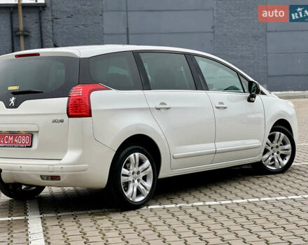 Белый Пежо 5008, объемом двигателя 2 л и пробегом 264 тыс. км за 9850 $, фото 18 на Automoto.ua