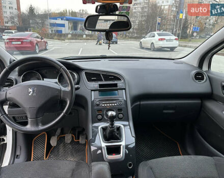 Белый Пежо 5008, объемом двигателя 1.6 л и пробегом 248 тыс. км за 5700 $, фото 14 на Automoto.ua