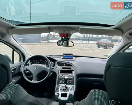 Белый Пежо 5008, объемом двигателя 2 л и пробегом 264 тыс. км за 9850 $, фото 96 на Automoto.ua