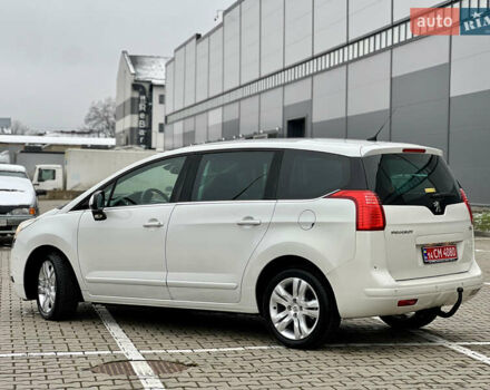 Белый Пежо 5008, объемом двигателя 2 л и пробегом 264 тыс. км за 9850 $, фото 11 на Automoto.ua