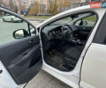 Белый Пежо 5008, объемом двигателя 1.6 л и пробегом 248 тыс. км за 5700 $, фото 11 на Automoto.ua