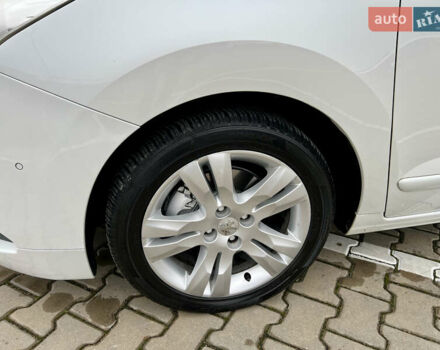 Белый Пежо 5008, объемом двигателя 2 л и пробегом 264 тыс. км за 9850 $, фото 30 на Automoto.ua