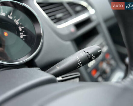 Белый Пежо 5008, объемом двигателя 2 л и пробегом 264 тыс. км за 9850 $, фото 64 на Automoto.ua