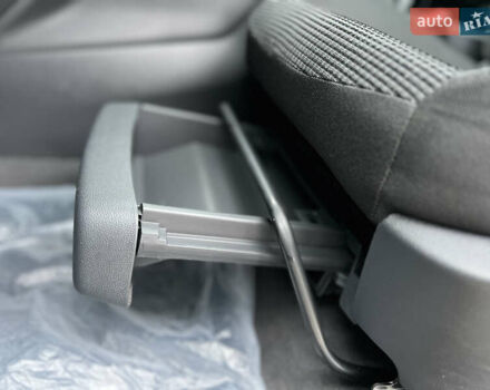 Белый Пежо 5008, объемом двигателя 2 л и пробегом 264 тыс. км за 9850 $, фото 75 на Automoto.ua