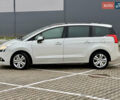 Белый Пежо 5008, объемом двигателя 2 л и пробегом 264 тыс. км за 9850 $, фото 9 на Automoto.ua