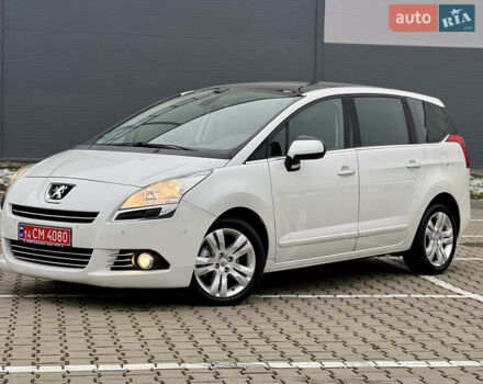 Белый Пежо 5008, объемом двигателя 2 л и пробегом 264 тыс. км за 9850 $, фото 4 на Automoto.ua