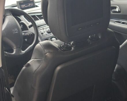 Пежо 5008 2011 в Дубно на Automoto.ua Белый Пежо 5008, объемом двигателя 1.6 л и пробегом 248 тыс. км за 9700 $, фото 10 на Automoto.ua