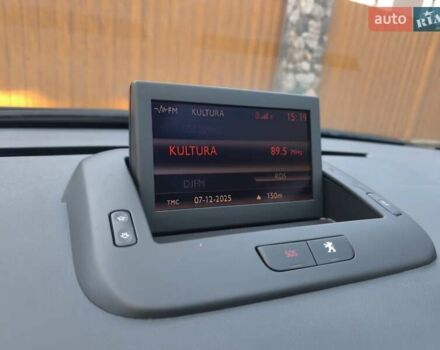 Білий Пежо 5008, об'ємом двигуна 1.6 л та пробігом 212 тис. км за 7779 $, фото 25 на Automoto.ua