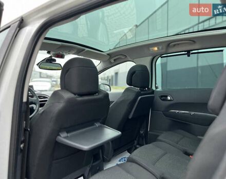 Белый Пежо 5008, объемом двигателя 2 л и пробегом 264 тыс. км за 9850 $, фото 88 на Automoto.ua