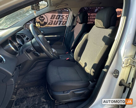 Білий Пежо 5008, об'ємом двигуна 1.6 л та пробігом 214 тис. км за 6690 $, фото 9 на Automoto.ua