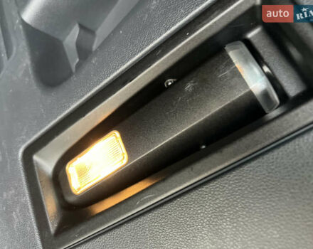 Белый Пежо 5008, объемом двигателя 2 л и пробегом 264 тыс. км за 9850 $, фото 104 на Automoto.ua