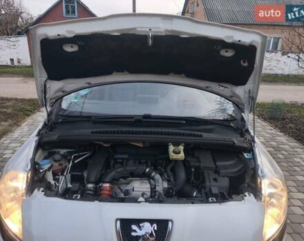 Білий Пежо 5008, об'ємом двигуна 1.6 л та пробігом 212 тис. км за 7779 $, фото 23 на Automoto.ua