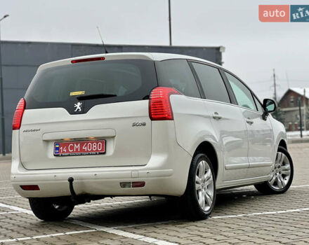 Белый Пежо 5008, объемом двигателя 2 л и пробегом 264 тыс. км за 9850 $, фото 16 на Automoto.ua