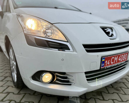 Белый Пежо 5008, объемом двигателя 2 л и пробегом 264 тыс. км за 9850 $, фото 28 на Automoto.ua