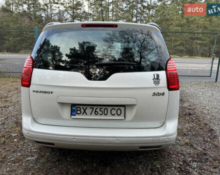 Белый Пежо 5008, объемом двигателя 2 л и пробегом 214 тыс. км за 8400 $, фото 8 на Automoto.ua