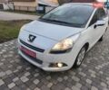 Білий Пежо 5008, об'ємом двигуна 1.6 л та пробігом 212 тис. км за 7779 $, фото 1 на Automoto.ua