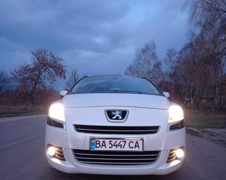 Белый Пежо 5008, объемом двигателя 2 л и пробегом 228 тыс. км за 7000 $, фото 14 на Automoto.ua