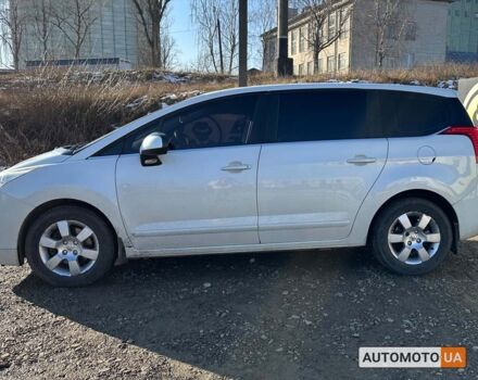 Білий Пежо 5008, об'ємом двигуна 1.6 л та пробігом 214 тис. км за 6690 $, фото 3 на Automoto.ua
