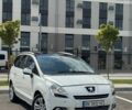 Білий Пежо 5008, об'ємом двигуна 1.6 л та пробігом 238 тис. км за 5900 $, фото 1 на Automoto.ua
