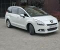 Пежо 5008 2011 в Дубно на Automoto.ua Белый Пежо 5008, объемом двигателя 1.6 л и пробегом 248 тыс. км за 9700 $, фото 1 на Automoto.ua