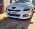 Білий Пежо 5008, об'ємом двигуна 1.6 л та пробігом 308 тис. км за 6300 $, фото 1 на Automoto.ua