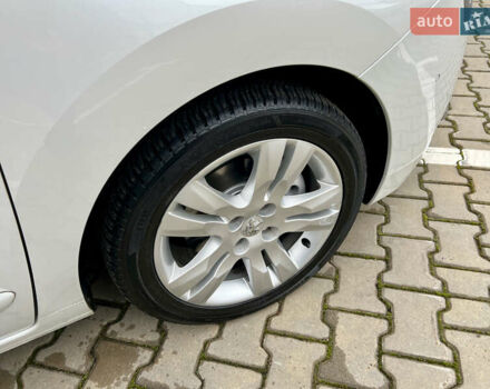 Белый Пежо 5008, объемом двигателя 2 л и пробегом 264 тыс. км за 9850 $, фото 55 на Automoto.ua