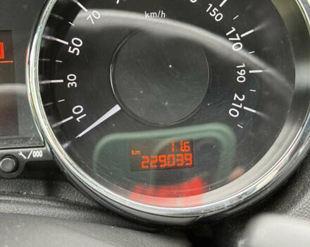 Білий Пежо 5008, об'ємом двигуна 1.6 л та пробігом 229 тис. км за 5812 $, фото 15 на Automoto.ua