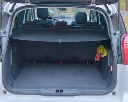 Пежо 5008 2012 у Києві на Automoto.ua Білий Пежо 5008, об'ємом двигуна 2 л та пробігом 183 тис. км за 10700 $, фото 10 на Automoto.ua