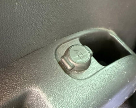 Білий Пежо 5008, об'ємом двигуна 1.6 л та пробігом 229 тис. км за 5812 $, фото 9 на Automoto.ua