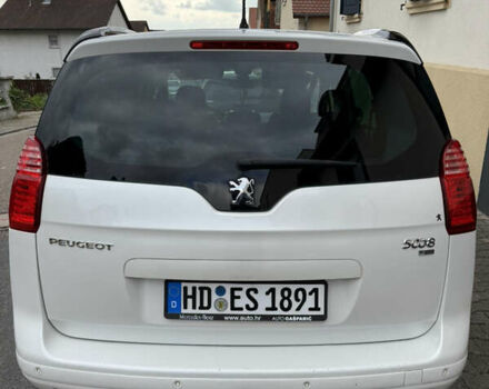 Білий Пежо 5008, об'ємом двигуна 1.6 л та пробігом 229 тис. км за 5812 $, фото 3 на Automoto.ua