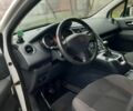 Белый Пежо 5008, объемом двигателя 1.6 л и пробегом 300 тыс. км за 6650 $, фото 2 на Automoto.ua