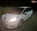Білий Пежо 5008, об'ємом двигуна 1.6 л та пробігом 160 тис. км за 7500 $, фото 11 на Automoto.ua