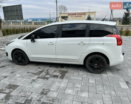 Белый Пежо 5008, объемом двигателя 1.6 л и пробегом 185 тыс. км за 9000 $, фото 11 на Automoto.ua