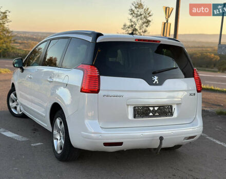 Белый Пежо 5008, объемом двигателя 2 л и пробегом 205 тыс. км за 8950 $, фото 47 на Automoto.ua