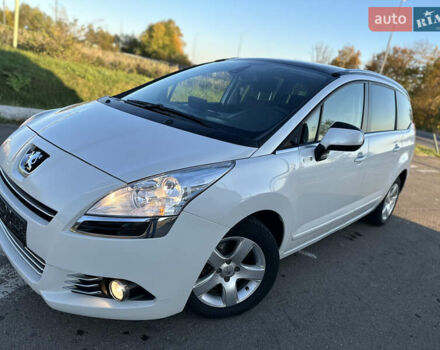 Белый Пежо 5008, объемом двигателя 2 л и пробегом 205 тыс. км за 8950 $, фото 9 на Automoto.ua