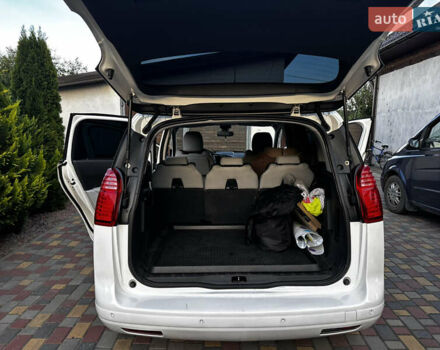 Білий Пежо 5008, об'ємом двигуна 2 л та пробігом 260 тис. км за 9000 $, фото 1 на Automoto.ua